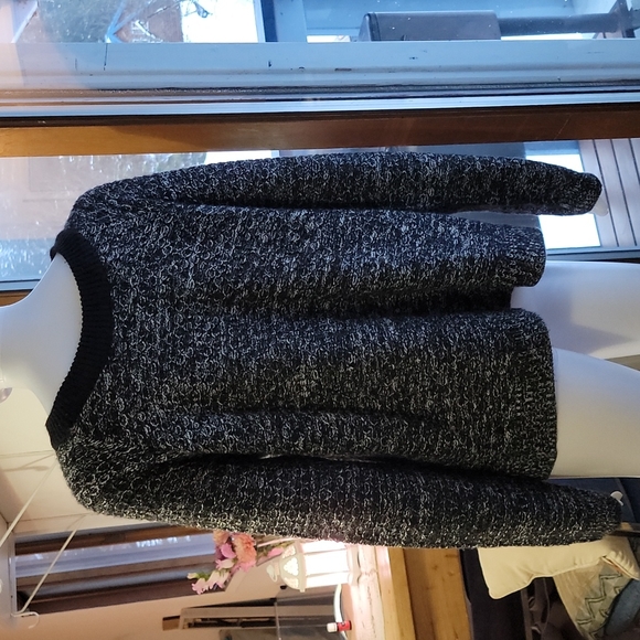 Merona Sweater - Picture 3 of 6